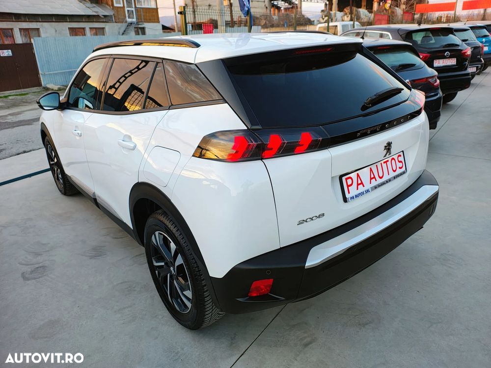 Peugeot 2008 PureTech 100 Stop&Start Allure - 23