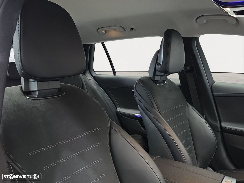 Mercedes-Benz C 300 - 12