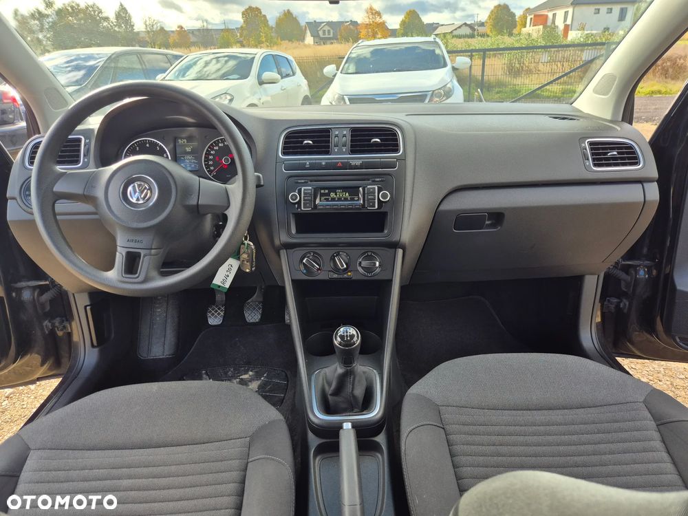Volkswagen Polo 1.4 16V Comfortline - 9