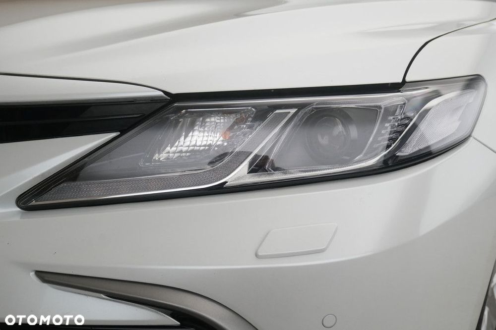 Toyota Camry 2.5 Hybrid Comfort CVT - 13