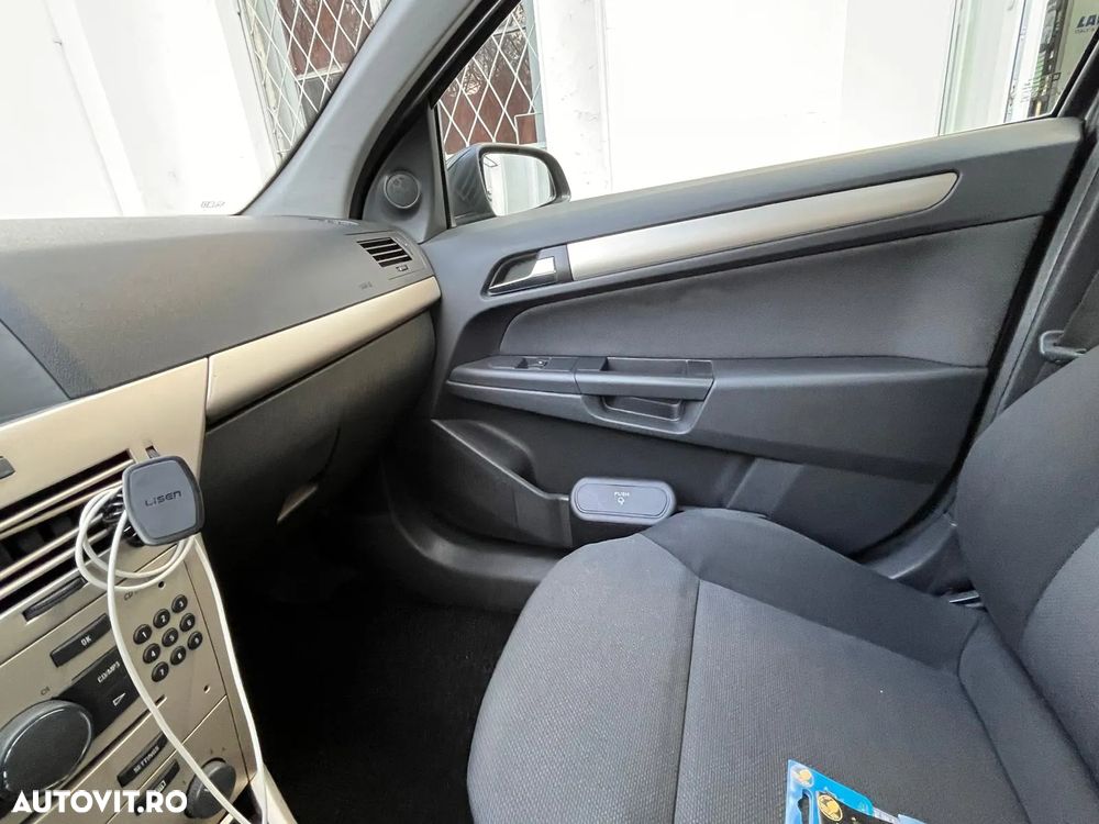 Opel Astra 1.3 CDTI - 19