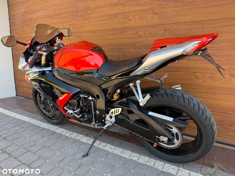 Suzuki GSX-R - 11