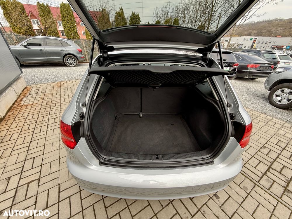 Audi A3 2.0 TDI ack DPF S tronic S line Sportpaket (plus) - 21