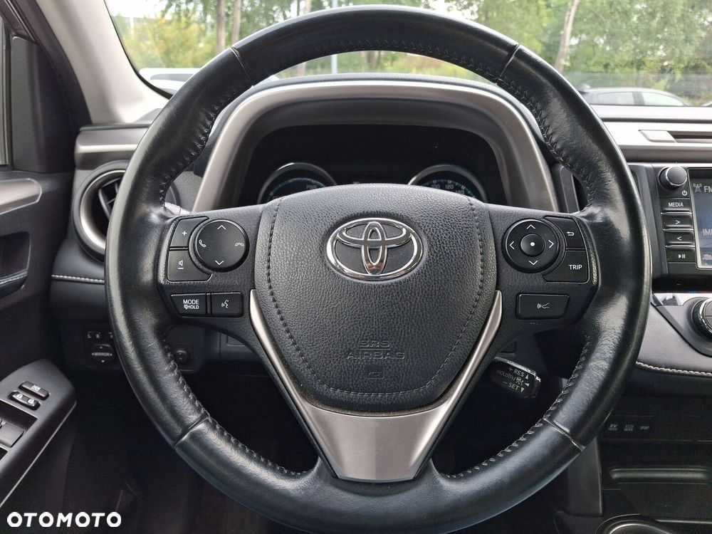 Toyota RAV4 Hybrid Premium 4x4 - 7