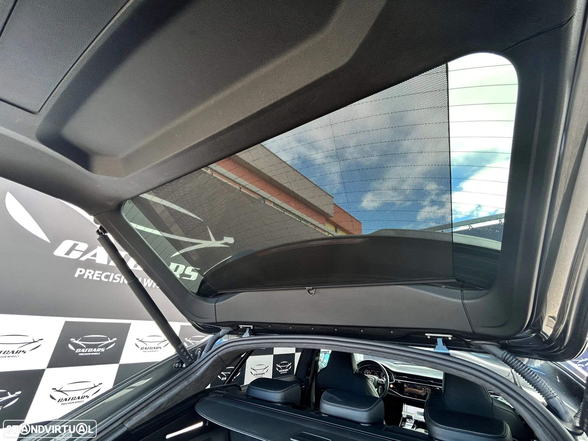 Audi RS Q8 4.0 TFSI quattro Tiptronic - 59
