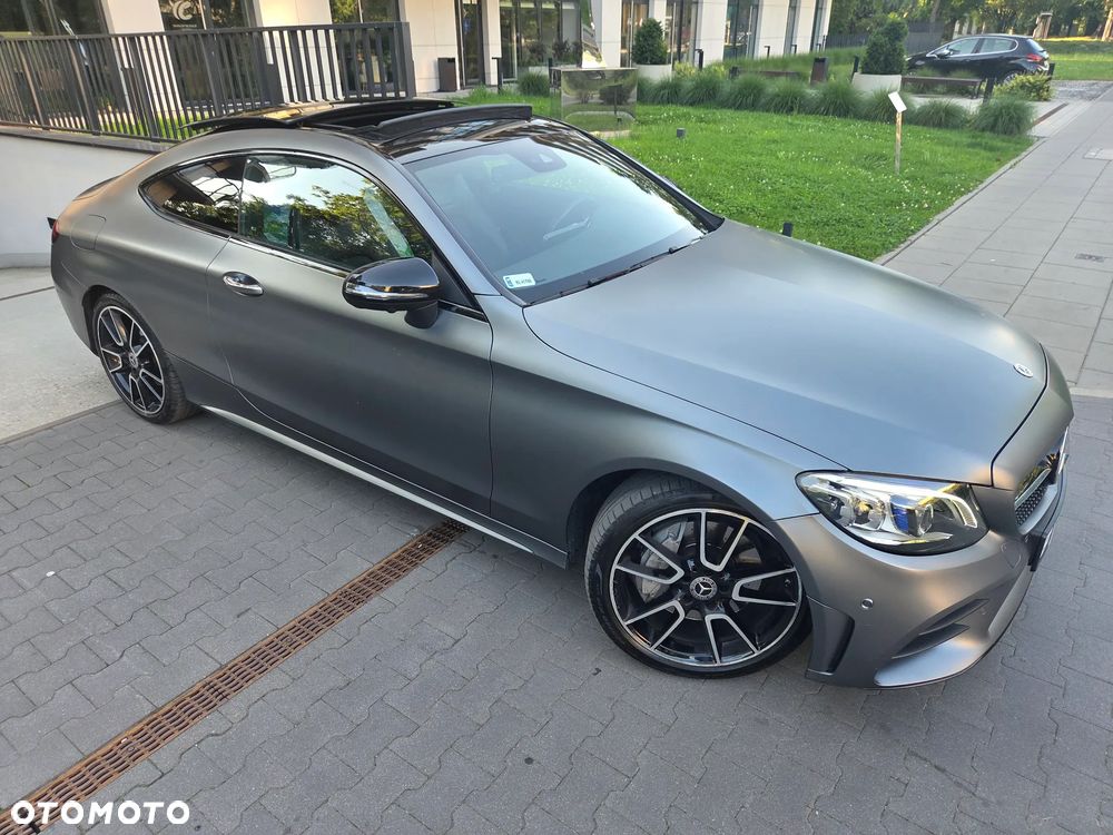 Mercedes-Benz Klasa C 300 4MATIC 9G-TRONIC - 23