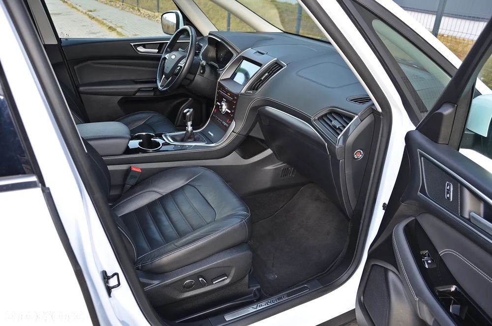 Ford Galaxy - 18