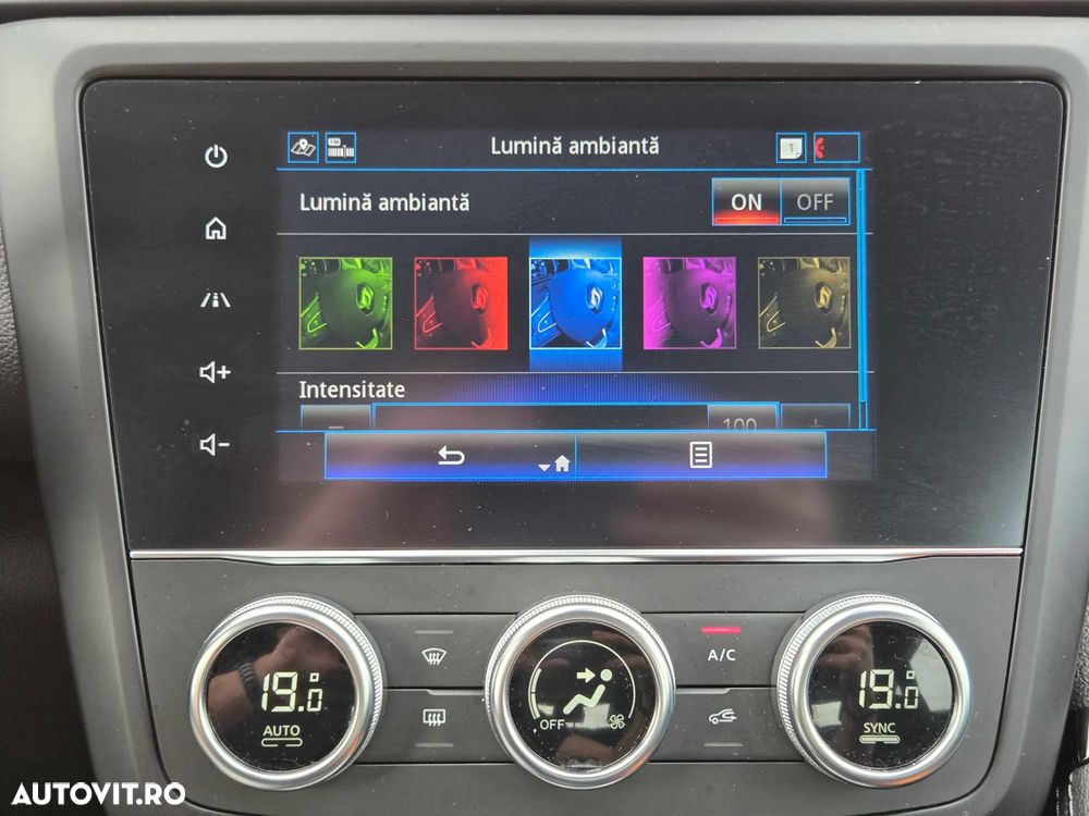Renault Kadjar BLUE dCi 115 BUSINESS EDITION - 25