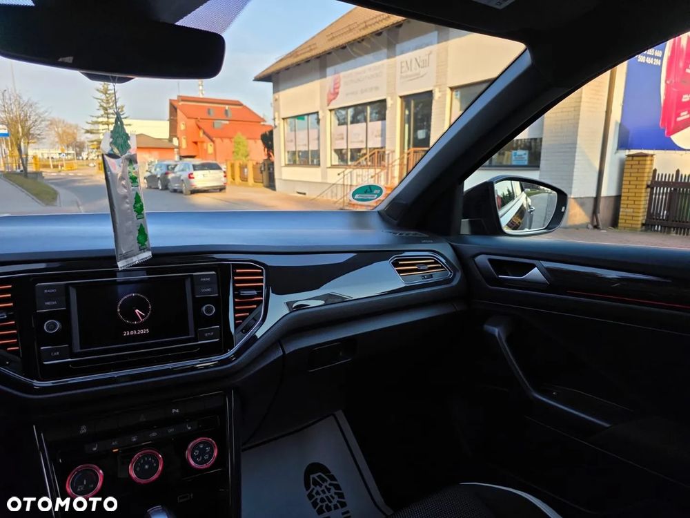 Volkswagen T-Roc 2.0 TSI 4Motion DSG Sport - 22
