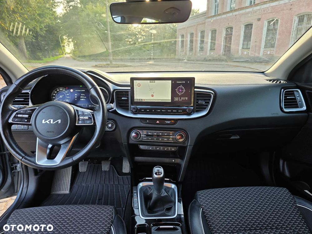 Kia XCeed 1.5 T-GDI Business Line - 6