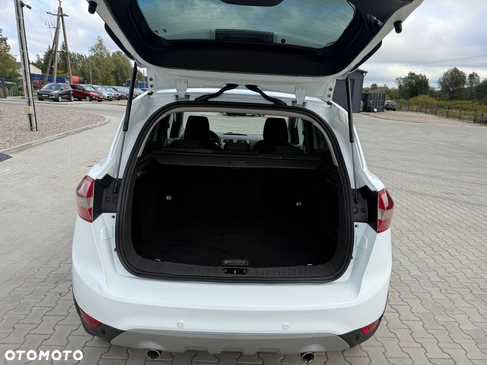 Ford Kuga 2.0 TDCi 2x4 Titanium - 8