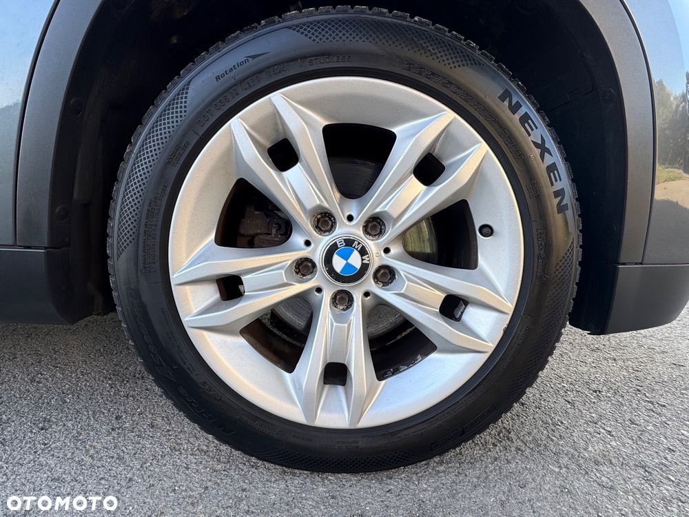 BMW X1 sDrive18d xLine - 40