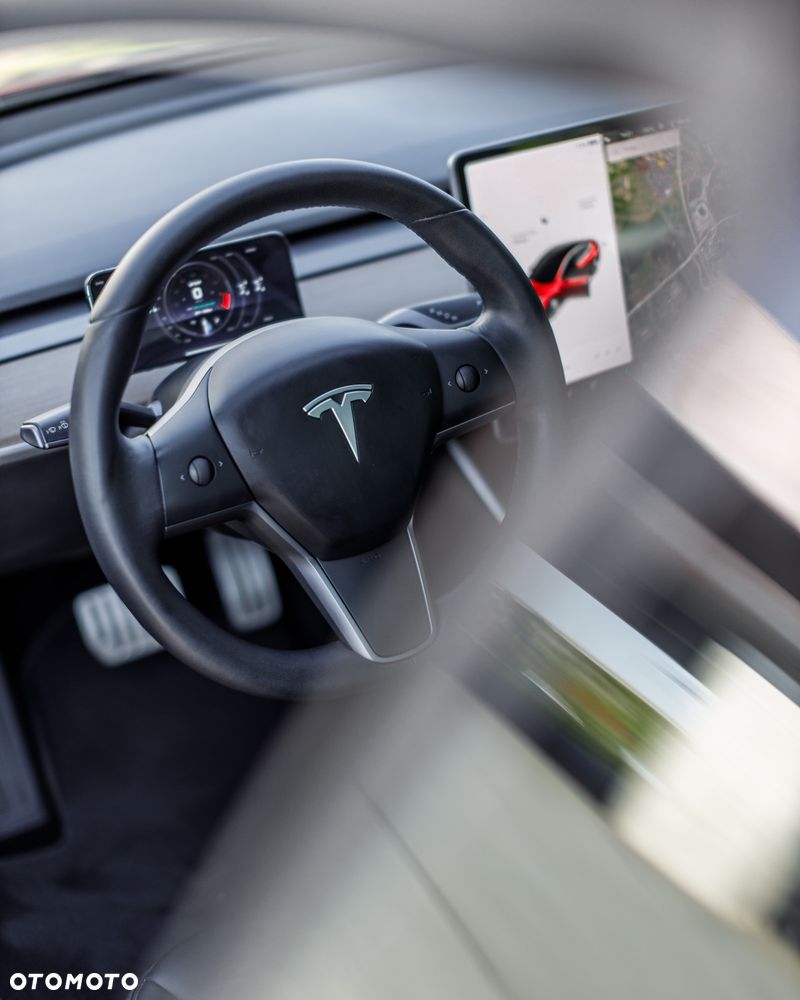 Tesla Model 3 - 27