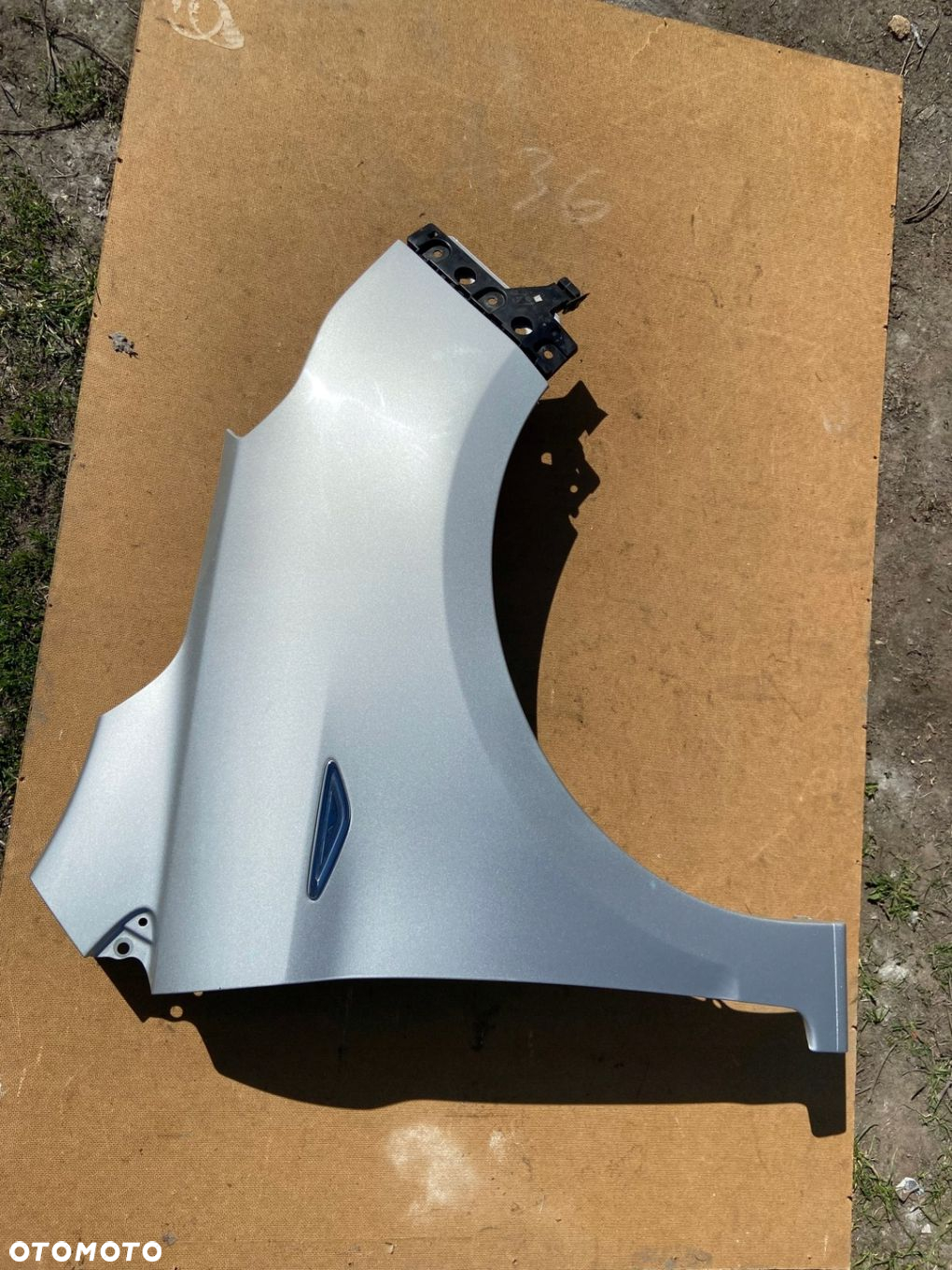 FORD KA PLUS 16-20 BŁOTNIK PRAWY PRZEDNI LAK. 6, BEZ RDZY, ŁADNY, ORYGINAŁ - 3