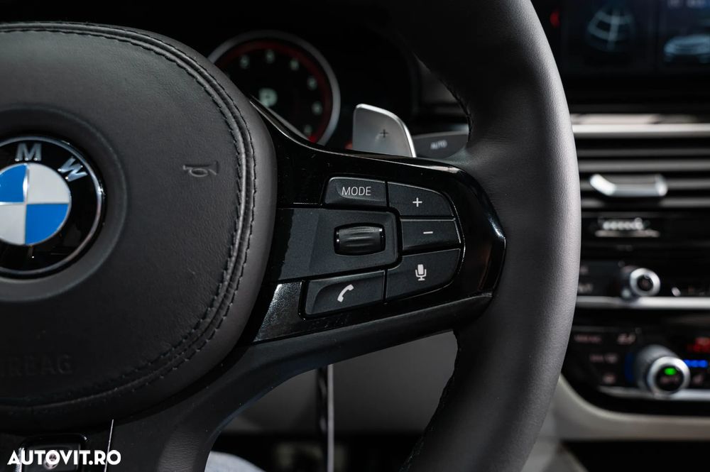 BMW Seria 5 540i Aut. M Sport Edition - 22