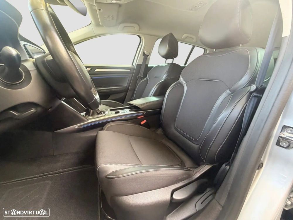 Renault Mégane Sport Tourer 1.5 dCi Limited - 10