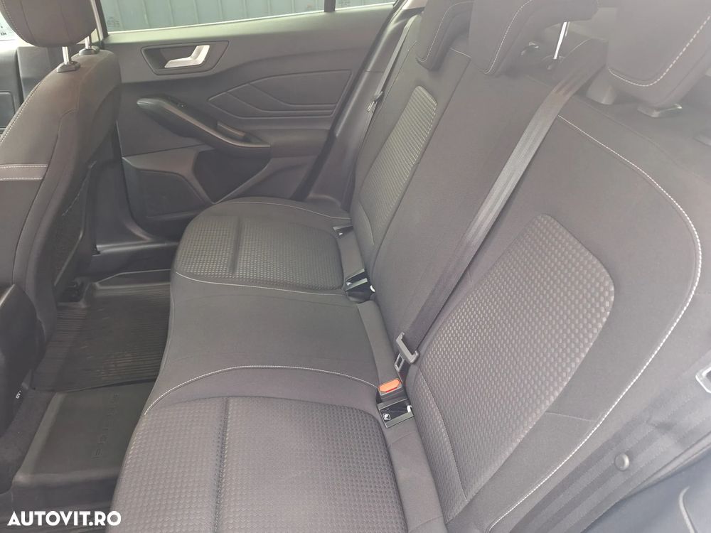 Ford Focus 1.5 EcoBlue Connected - 14