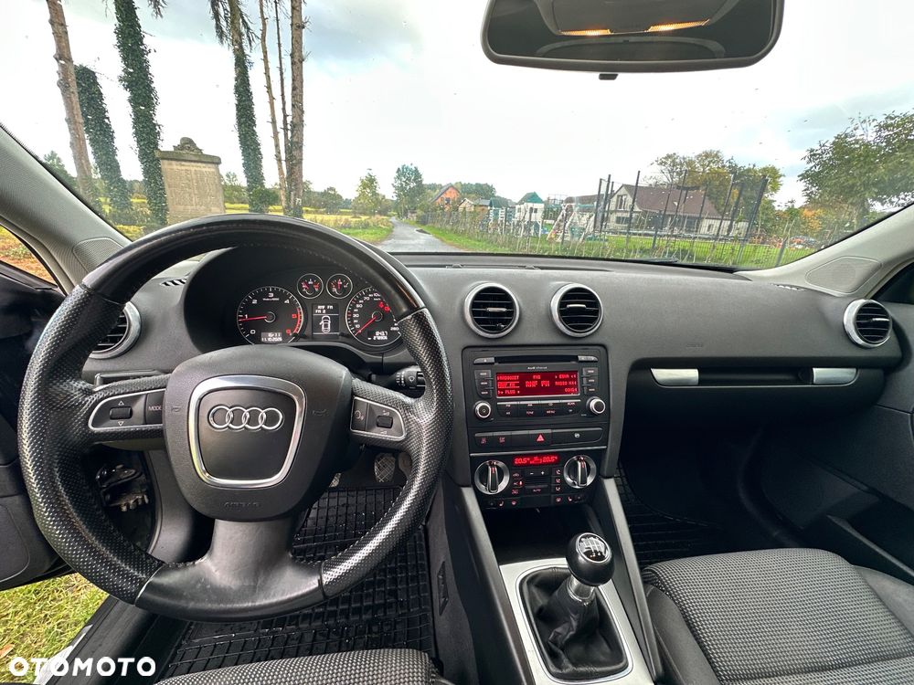 Audi A3 Sportback 2.0 TDI DPF Ambition - 29