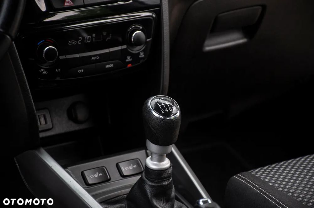 Suzuki Vitara - 38