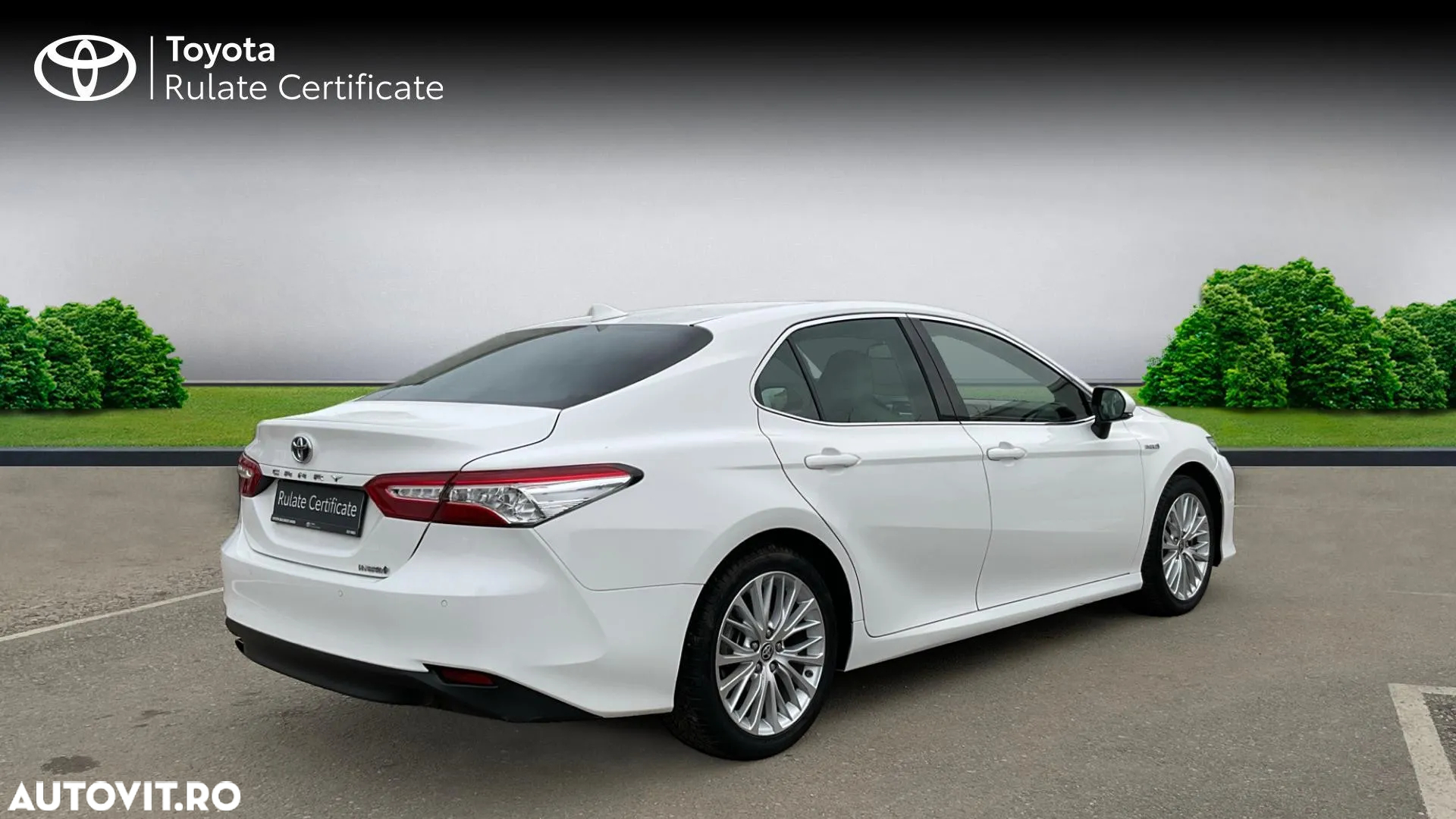 Toyota Camry 2.5 Hybrid Dynamic - 3
