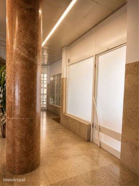 Espaço comercial renovado em Algés | Ideal para Estética e Bem-Estar - Grande imagem: 3/4