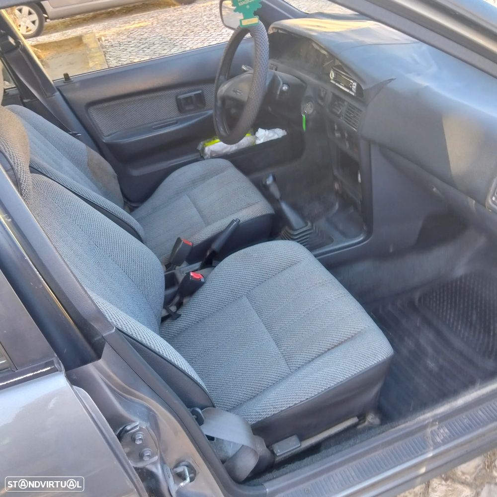 Toyota Corolla - 8