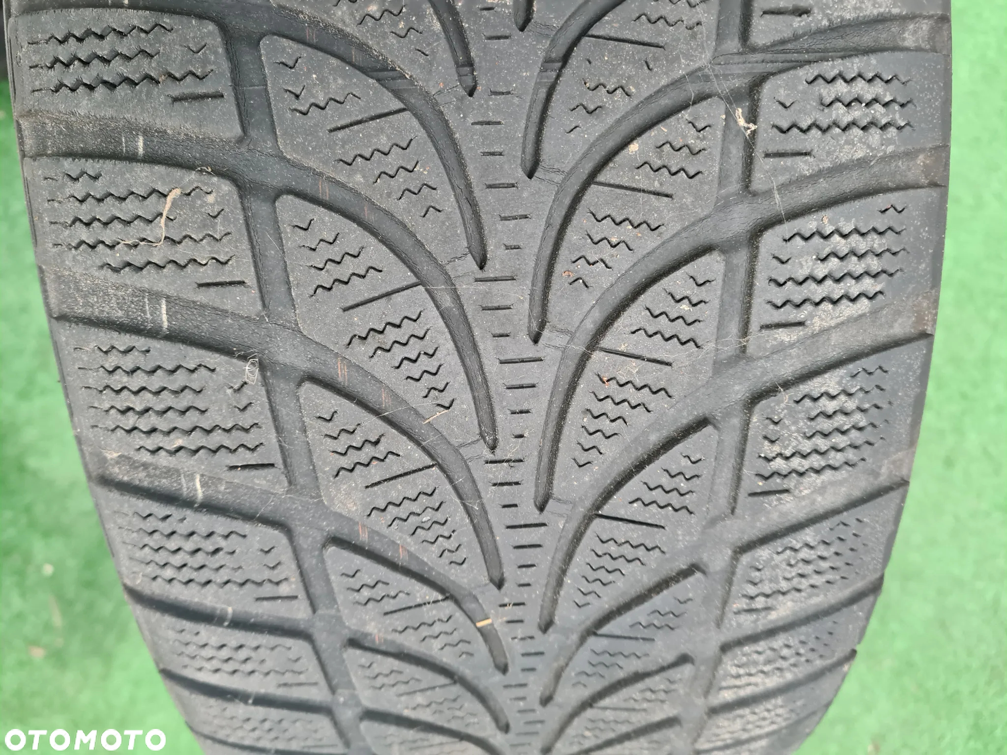 AUDI A4 FELGI R18 8W0601025AD OPONY - 9