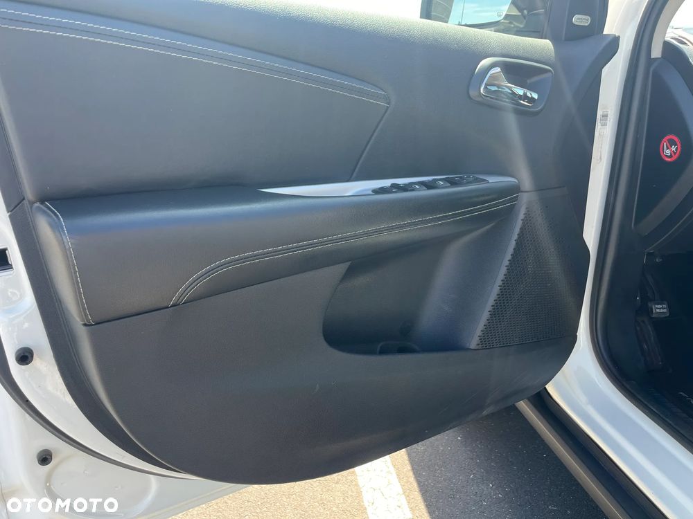 Fiat Freemont 2.0 Multijet 16V DPF Automatik Allrad Lounge - 27
