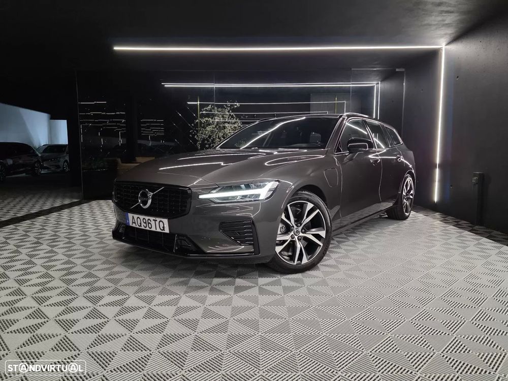 Volvo V60 2.0 T6 AWD TE R-Design - 1