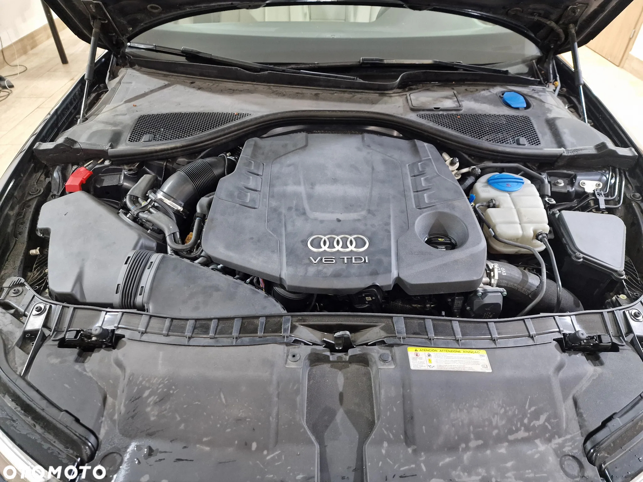 Audi A6 Avant 3.0 TDI quattro S tronic - 16