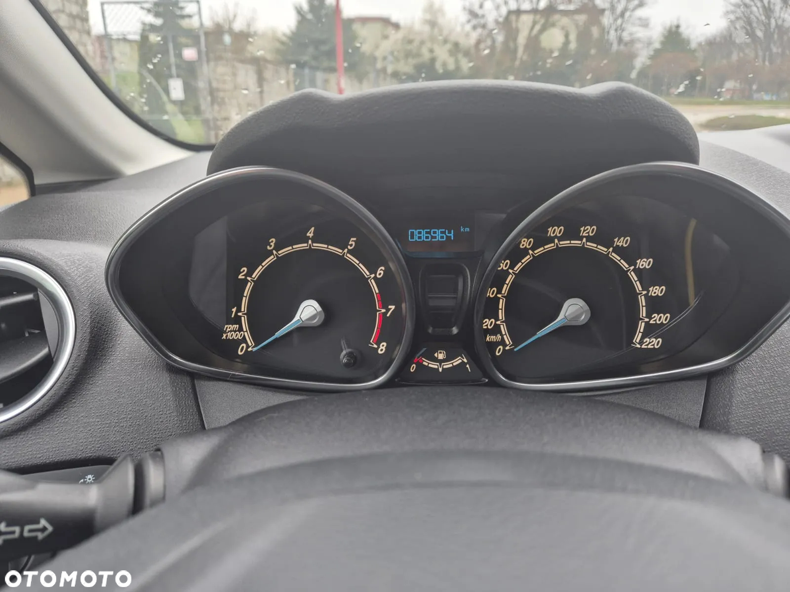 Ford Fiesta - 8