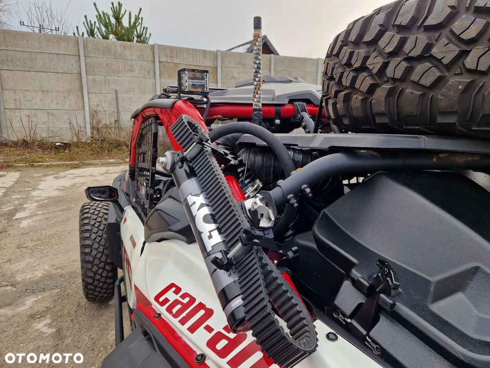 Can-Am Maverick - 8