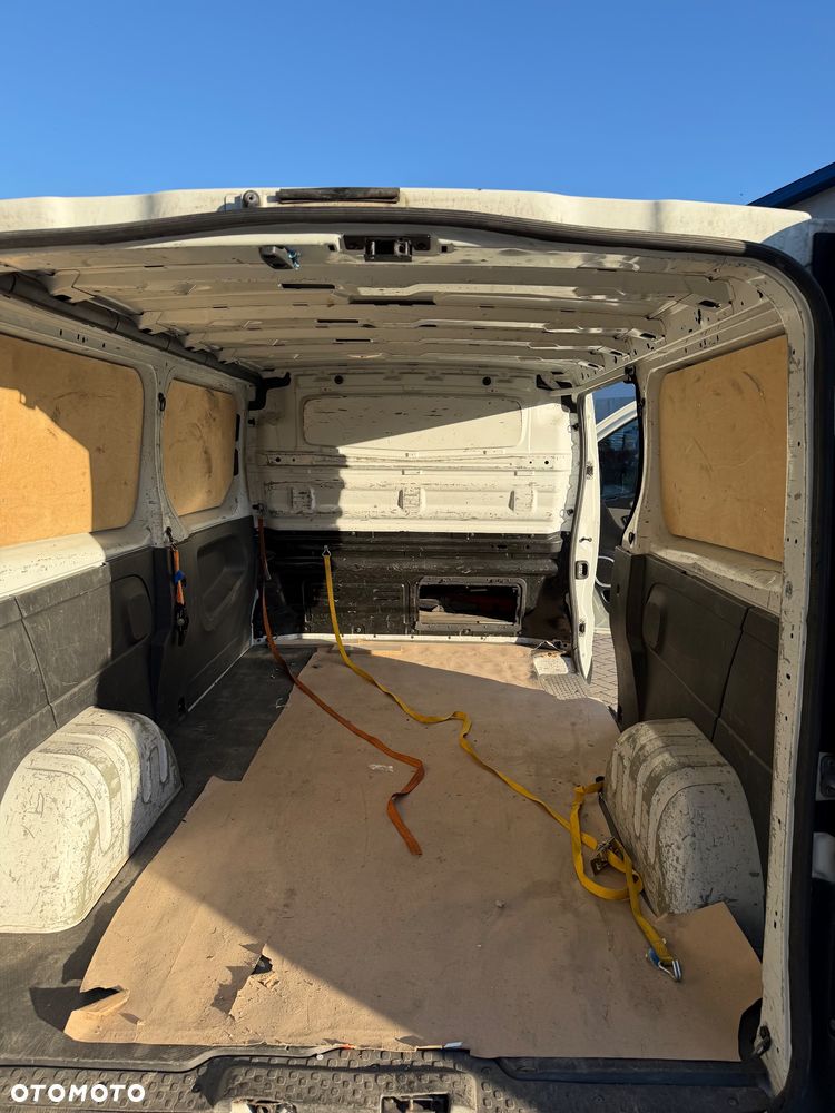 Renault Trafic - 18