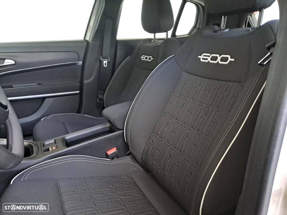 Fiat 600 1.2 Hybrid - 9