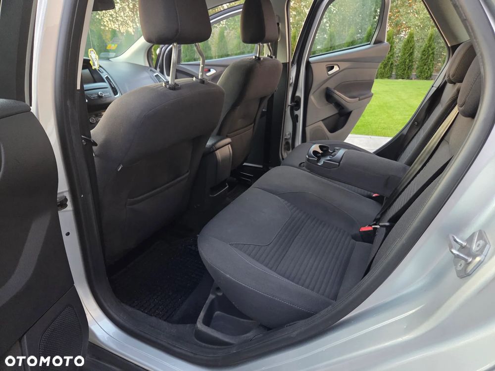 Ford Focus 2.0 TDCi Titanium ASS - 9