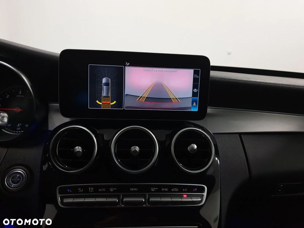 Mercedes-Benz Klasa C 220 d 9G-TRONIC - 27