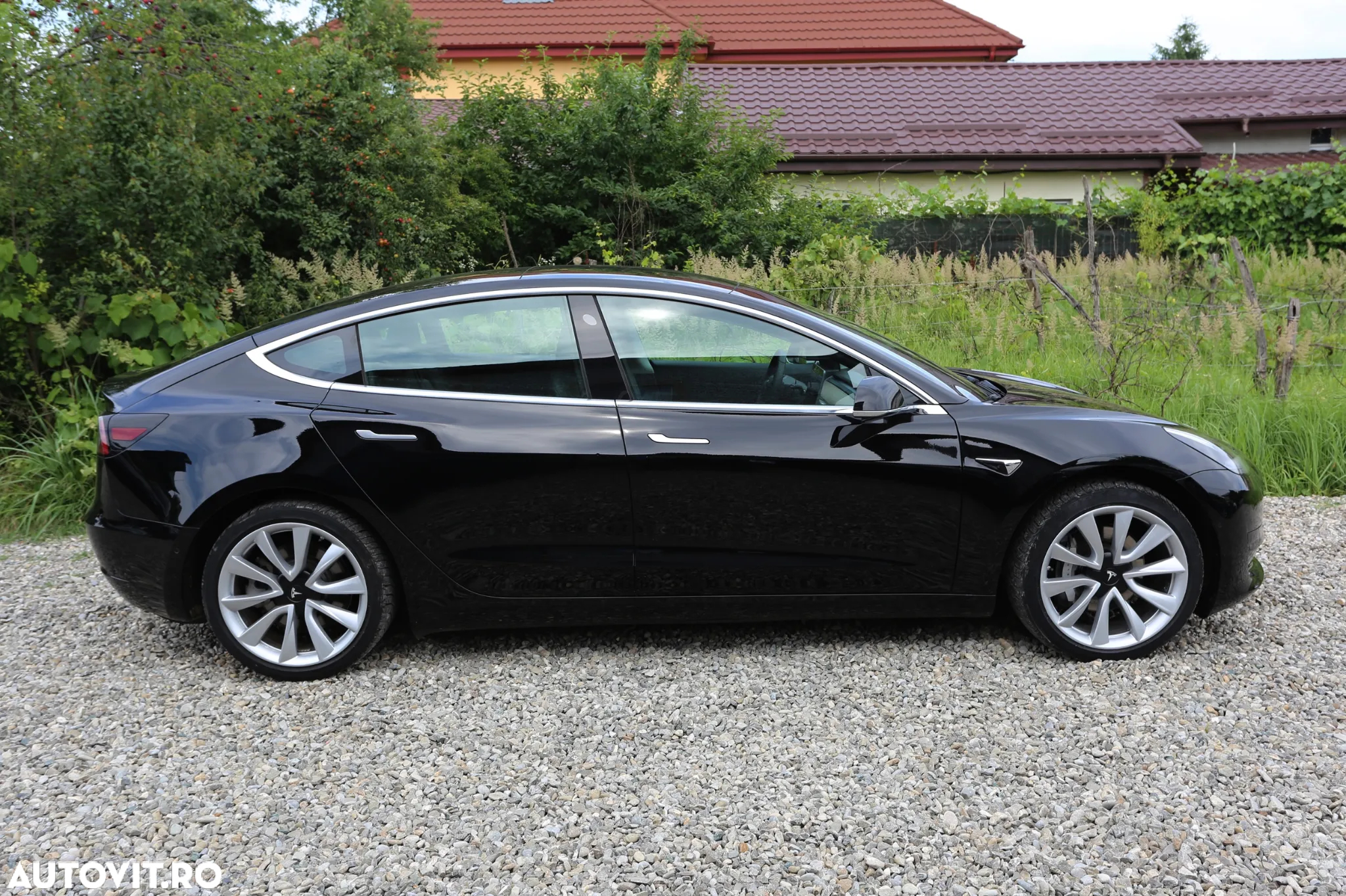 Tesla Model 3 Standard Reichweite Plus Hinterradantrieb - 4