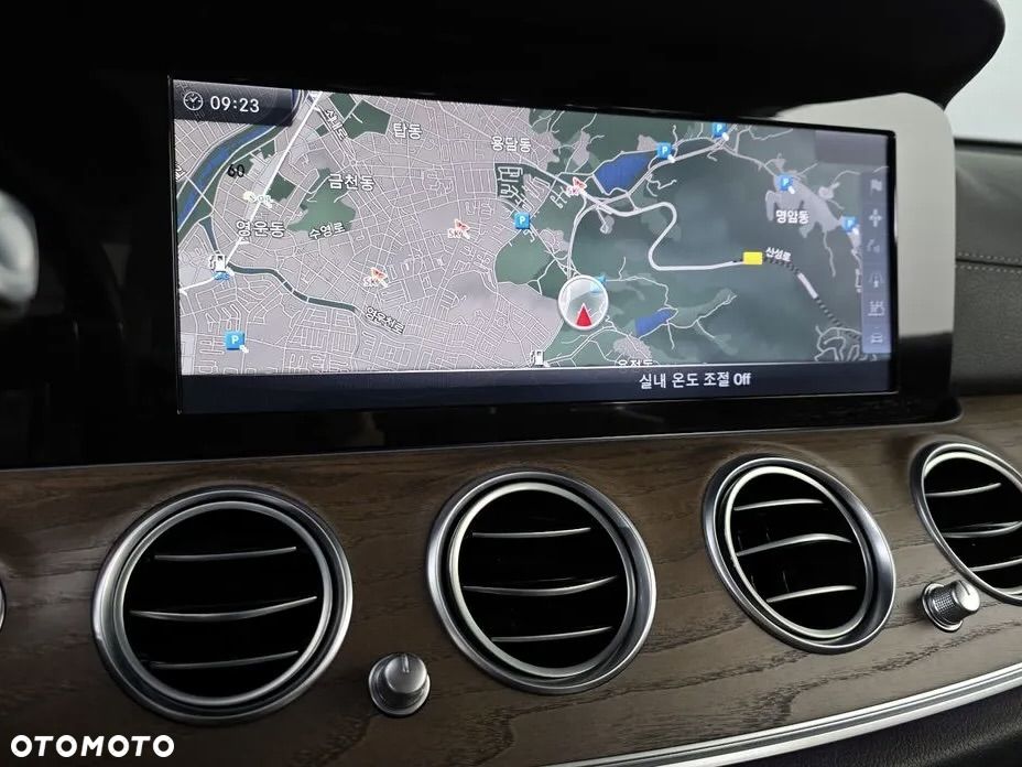 Mercedes-Benz Klasa E 220 d 4Matic All-Terrain 9G-TRONIC Exclusive - 14
