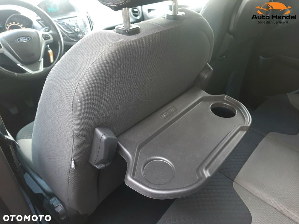 Ford Tourneo Courier - 41