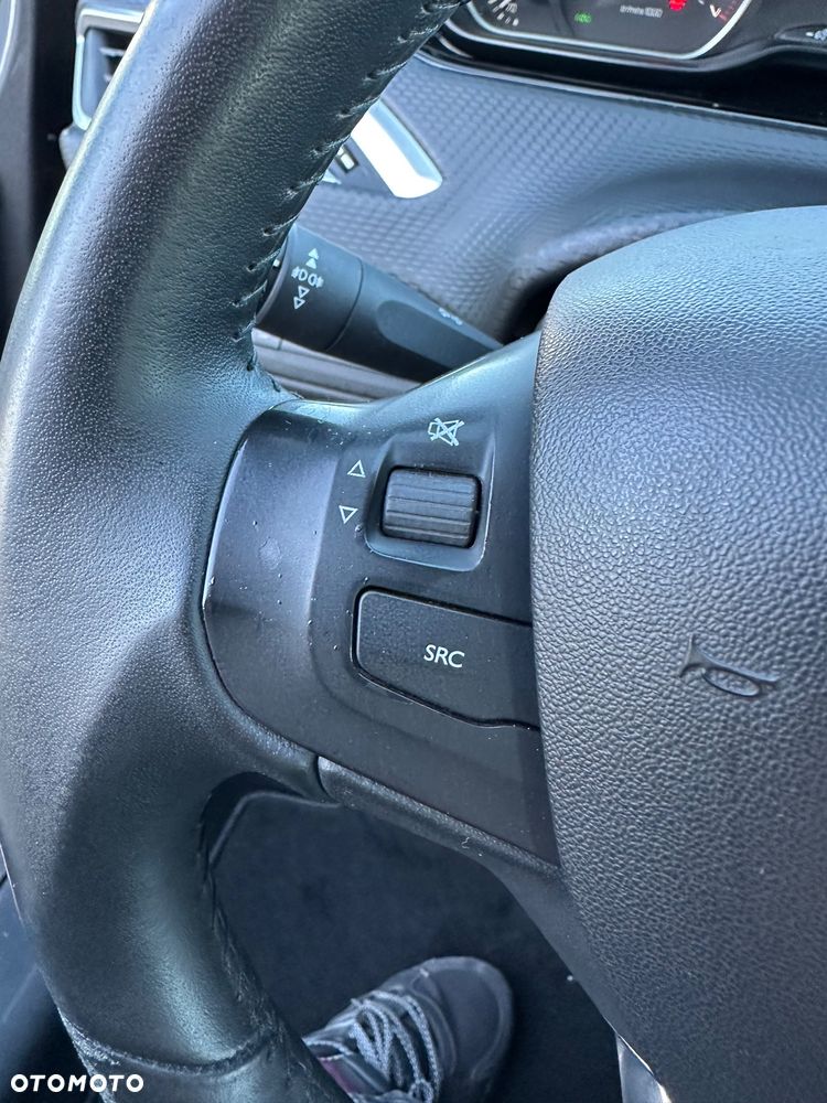 Peugeot 2008 PureTech 82 Allure - 9