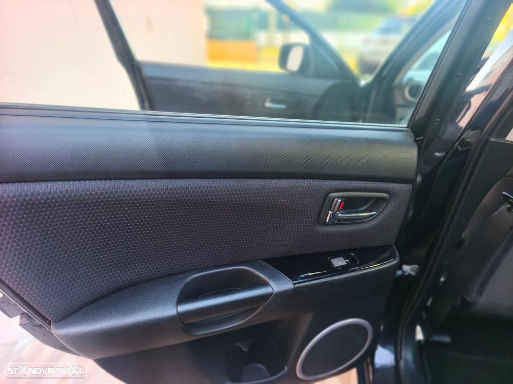 Mazda 3 Hatchback MZ-CD 1.6 Exclusive - 9