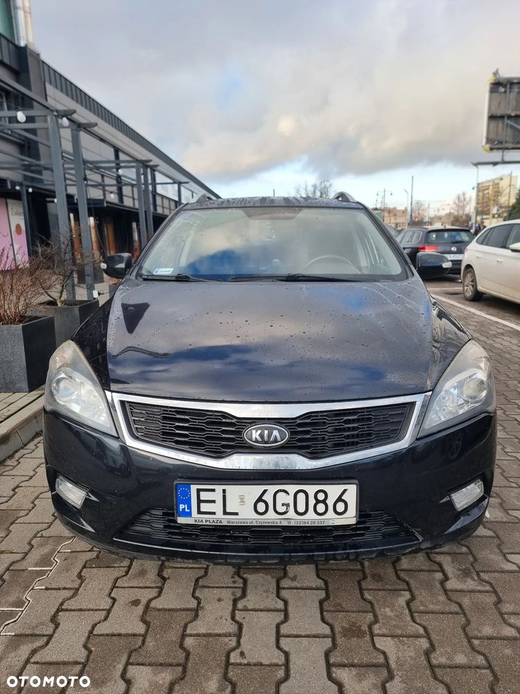 Kia Ceed - 1
