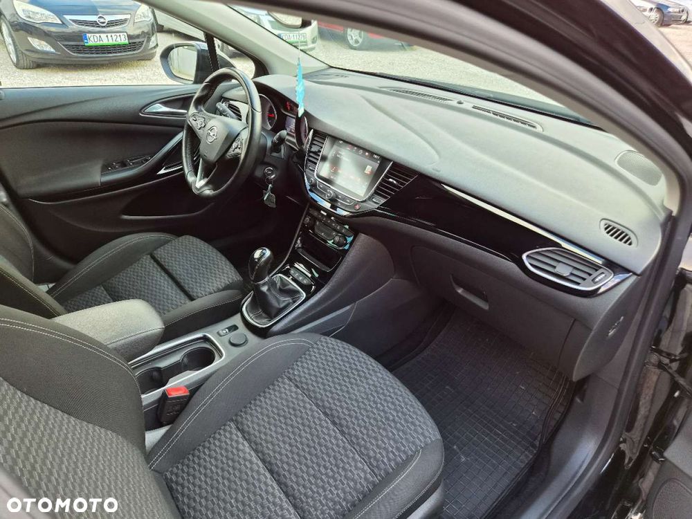 Opel Astra 1.6 CDTI Cosmo - 25