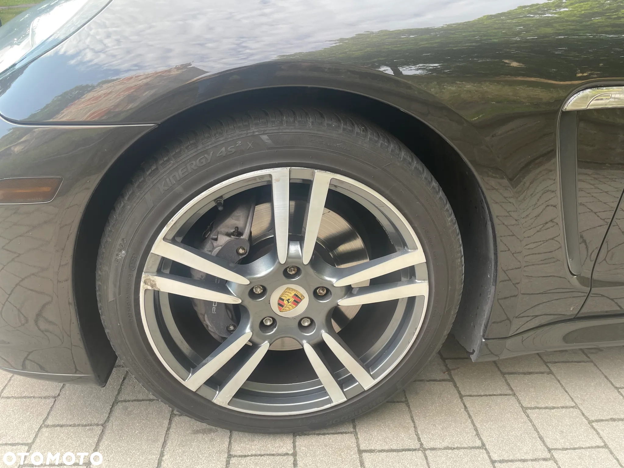 Porsche Panamera 4 PDK Platinum Edition - 12