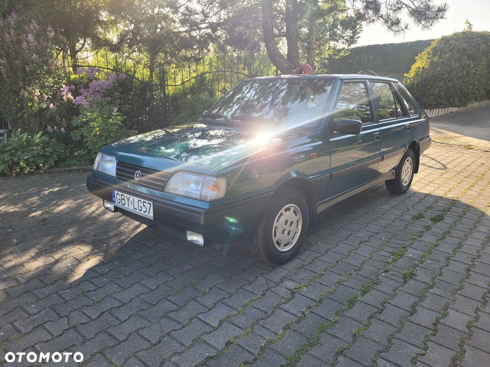Polonez Caro - 1