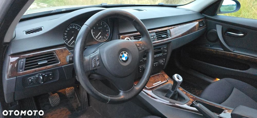 BMW Seria 3 - 9