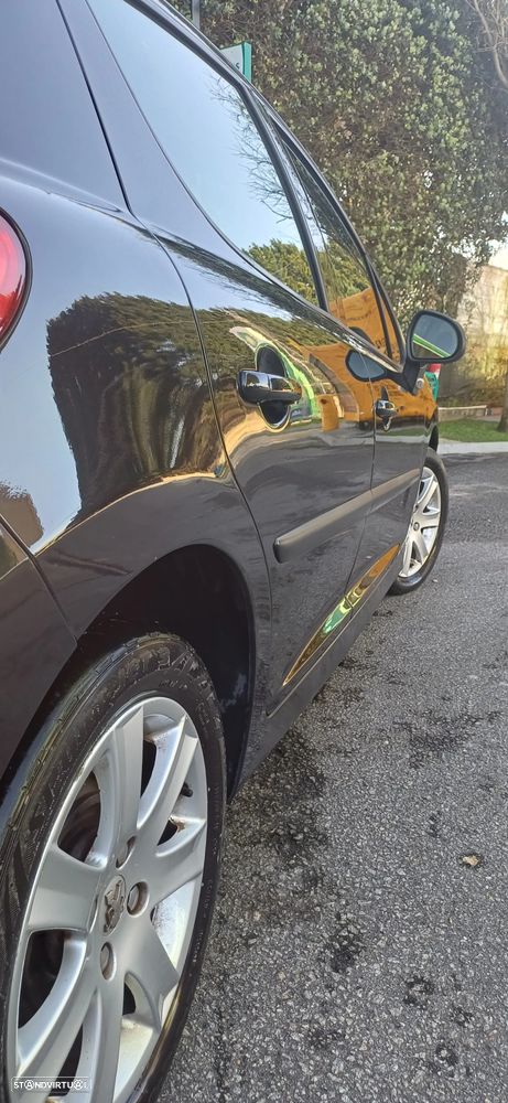 Peugeot 207 1.4 HDi Urban - 3