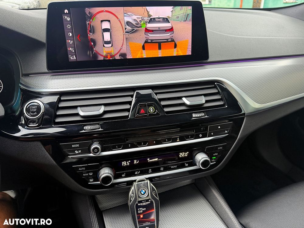 BMW Seria 5 520d xDrive Aut. M Sport Edition - 30