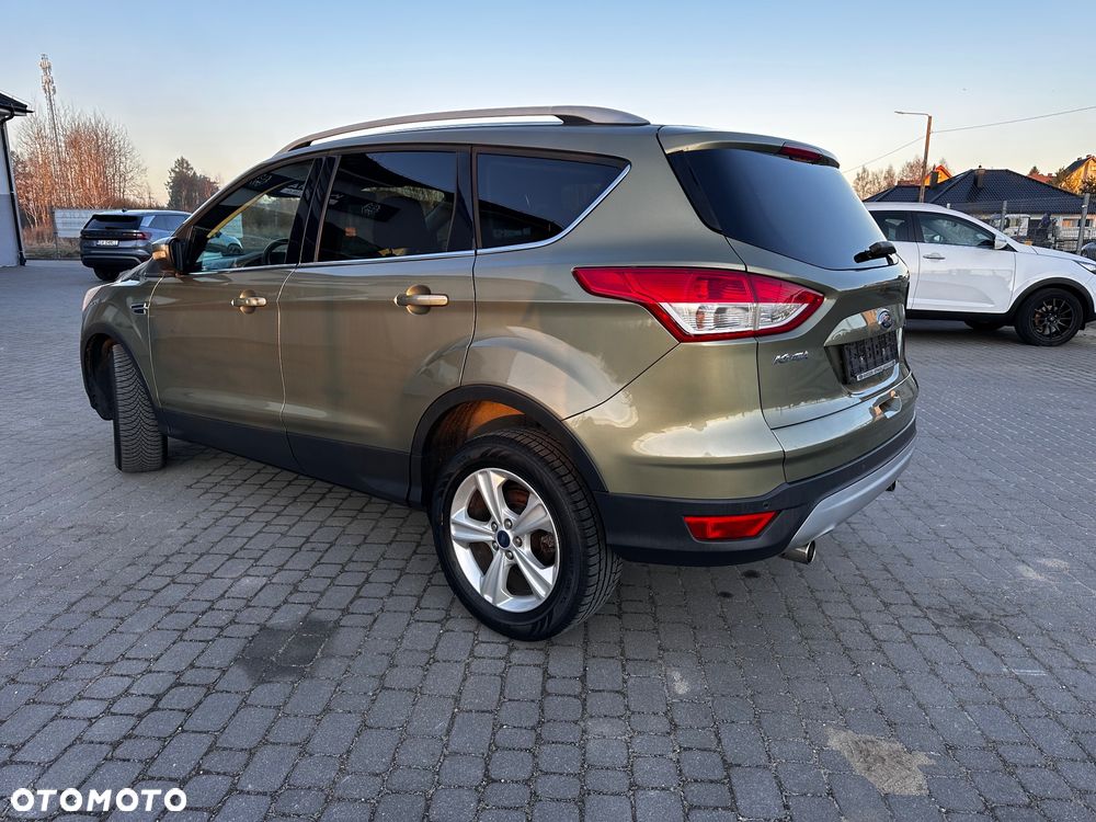 Ford Kuga - 4