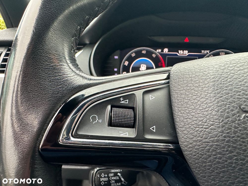 Skoda Octavia 2.0 TDI DSG L&K - 20